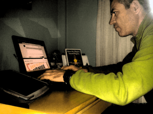 rubén haciendo que muestra que hace cosas